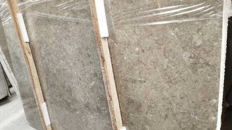 透光石楼梯踏步：揭秘其独特魅力与选购要点