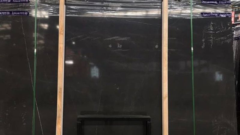 芝麻灰石材：揭秘其独特魅力与选购要点